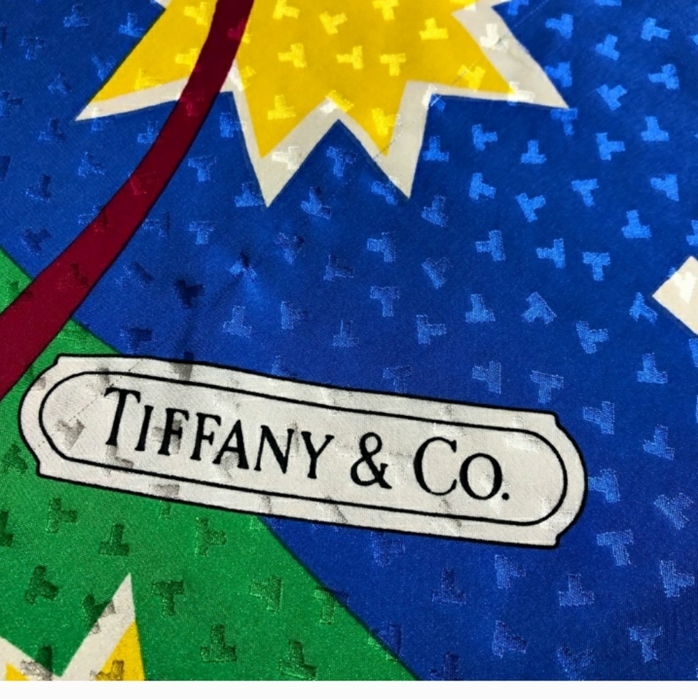 TIFFANY & CO.Large Foulard Breast Cancer Awareness